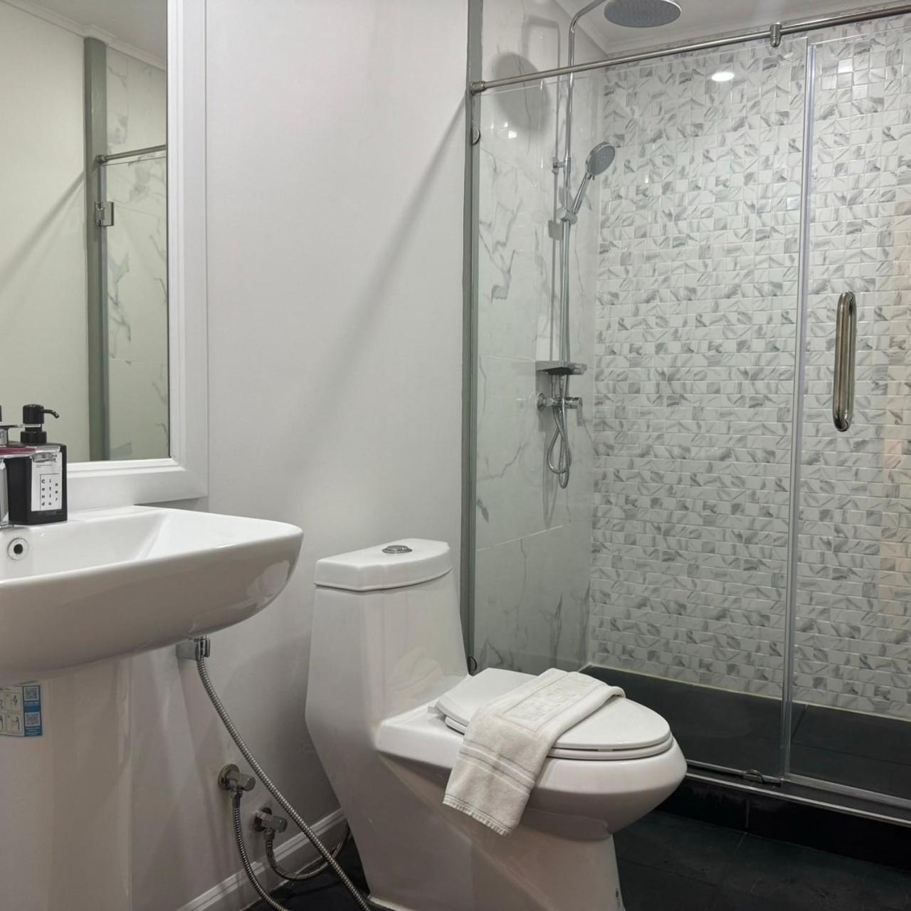 O'Shea'S Sukhumvit Bangkok Hotel Eksteriør billede